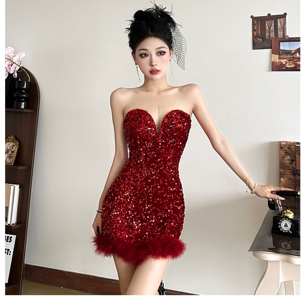 Women'S Fashion Trends Summer 2025 - SylCue Parlak Pullu Straplez Elbise Kadınlar