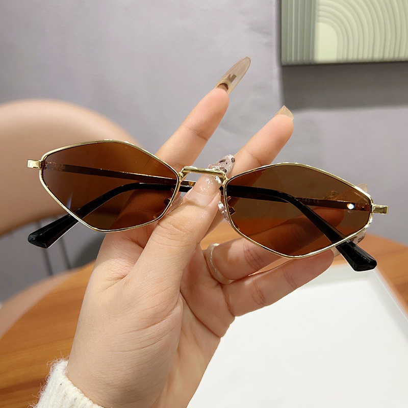 Trendy Poligon Küçük Güneş Göz - Women'S Fashion Trends Summer 2025 incelemesi ve fiyatı