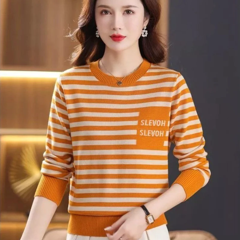 Yuvarlak Yaka Bol Kadın Örme K - Women'S Fashion Trends Fall 2025 incelemesi ve fiyatı