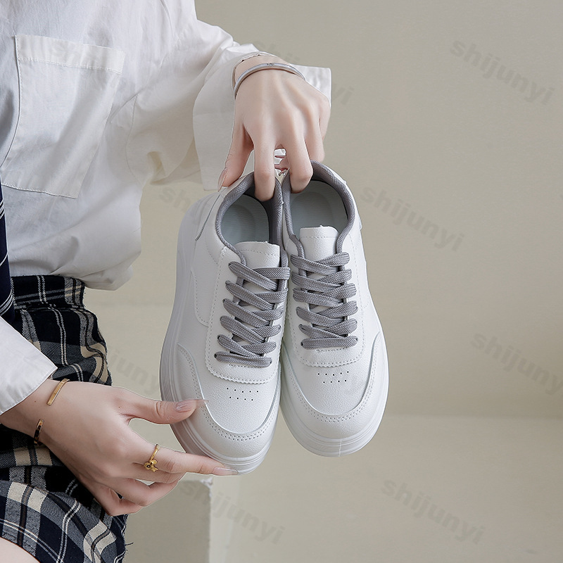 Kadın Beyaz Ayakkabıları 2025  - Sneakers Fashion Women incelemesi ve fiyatı